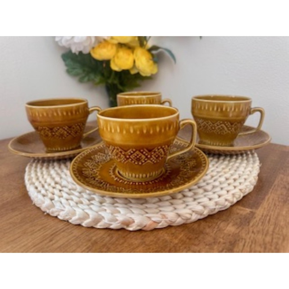 Vintage English Stoneware Tea Cups‎ Saucers Geometric Brown Pattern Retro Dining